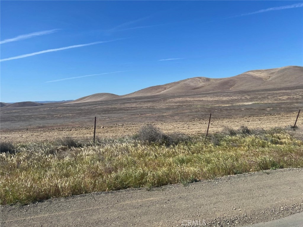 MLS #FR25110425 image #9