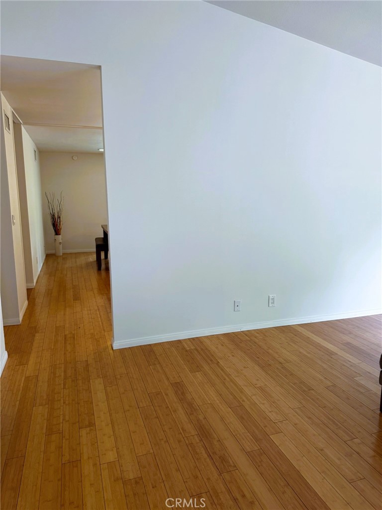 MLS #SR25183513 img 5