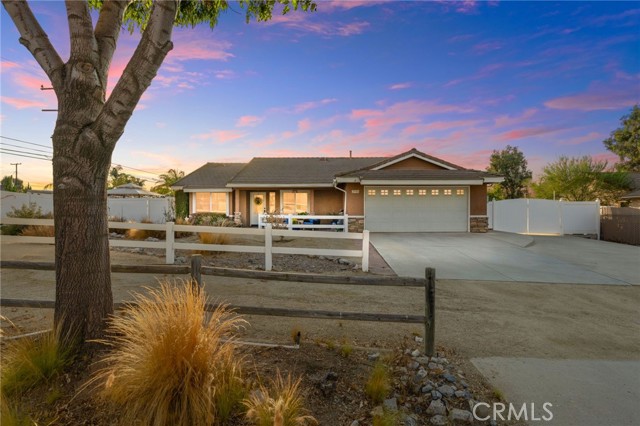 Detail Gallery Image 1 of 1 For 2906 Ponderosa Ln, Norco,  CA 92860 - 4 Beds | 2 Baths