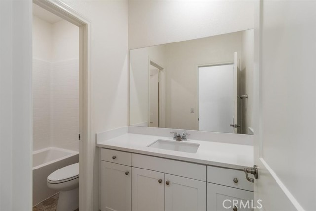 Detail Gallery Image 29 of 43 For 4852 S Jordan Ave, Ontario,  CA 91762 - 5 Beds | 3 Baths