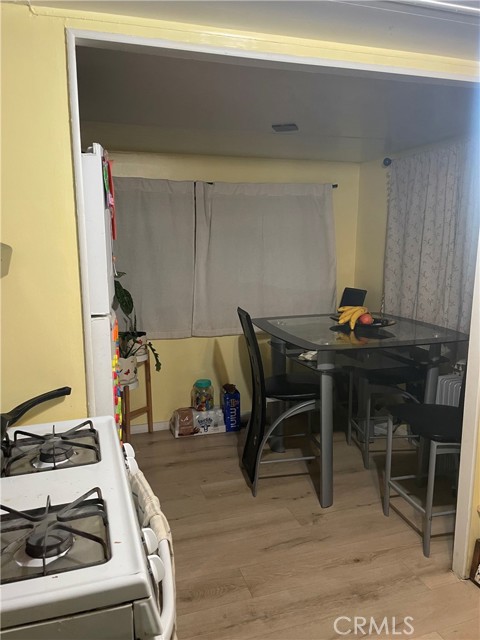 Detail Gallery Image 24 of 40 For 22600 Normandie Ave #32,  Torrance,  CA 90502 - 1 Beds | 1 Baths