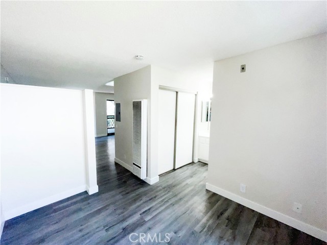Detail Gallery Image 8 of 12 For 1130 Newport Ave #105,  Long Beach,  CA 90804 - 0 Beds | 1 Baths
