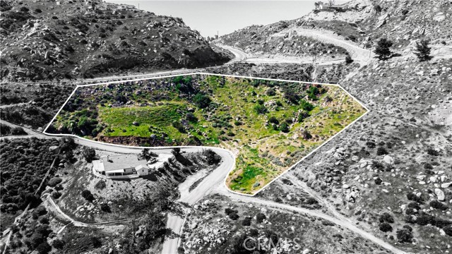 Detail Gallery Image 3 of 12 For 53 Spring Rd, Colton,  CA 92324 - – Beds | – Baths