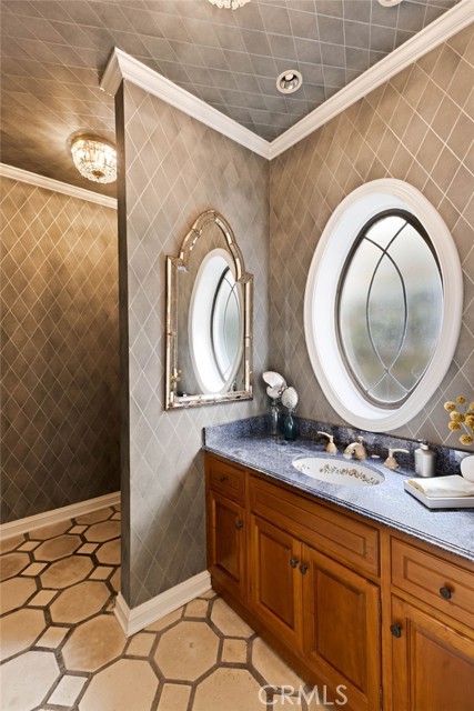 Image 17 of 42 For 2116 Balboa Boulevard