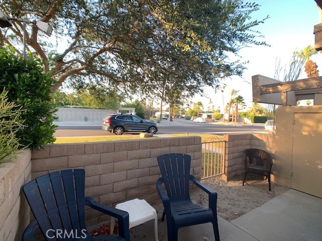 Image 22 for 729  E Louise DR