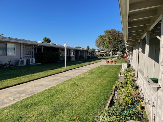 Detail Gallery Image 6 of 26 For 13201 El Dorado Dr #207-I,  Seal Beach,  CA 90740 - 2 Beds | 1 Baths