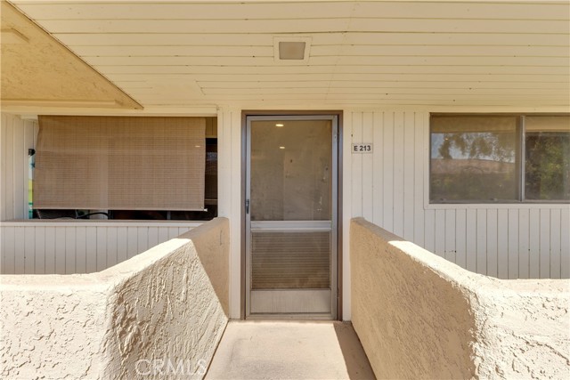 Image 1 of 27 For 2822 N Auburn Ct  E213