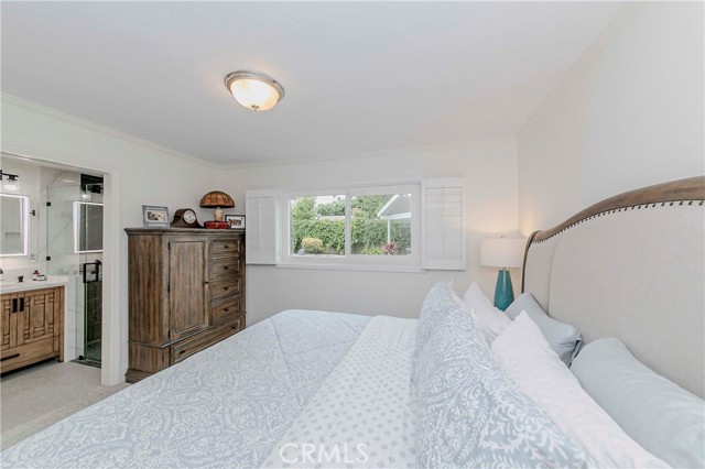 10252 Lorraine Lane, Cypress CA: https://media.crmls.org/medias/7f201c78-443d-40e0-ad60-8f435a216619.jpg