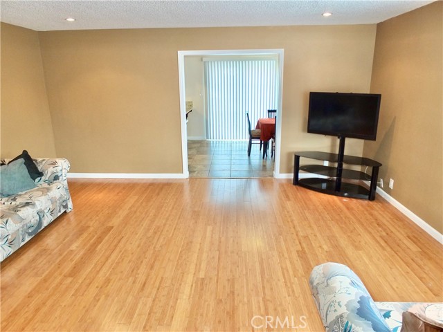 1301 W Robidoux Street, Wilmington CA: https://media.crmls.org/medias/7f2086b0-c069-4bf9-a482-753862e29043.jpg