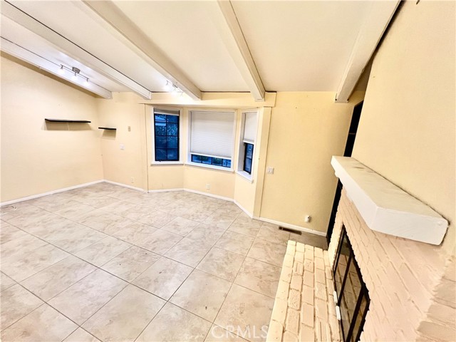 Detail Gallery Image 15 of 25 For 5539 Fairview Pl, Agoura Hills,  CA 91301 - 4 Beds | 3 Baths