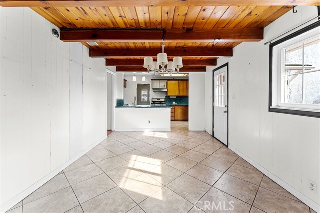 1045 Cathedral Way, Pomona CA: https://media.crmls.org/medias/7f217076-4beb-4e0c-9795-289593dd8f83.jpg