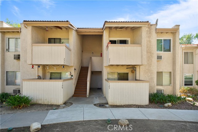Detail Gallery Image 1 of 1 For 28947 Thousand Oaks Bld #225,  Agoura Hills,  CA 91301 - 1 Beds | 1 Baths