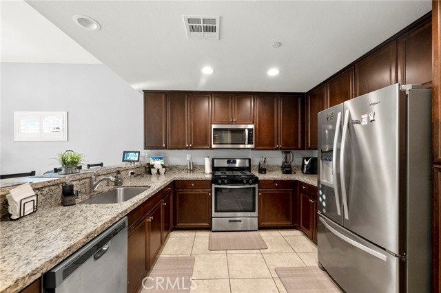 242 Lipizzan Drive, San Jacinto CA: https://media.crmls.org/medias/7f220e6f-c1ce-448a-b76b-2584c2f4e77a.jpg