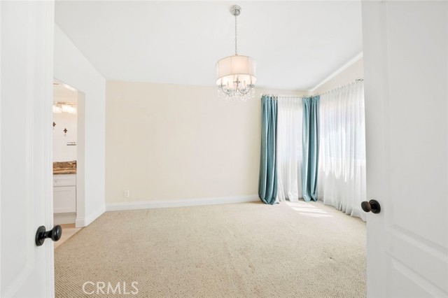 Detail Gallery Image 11 of 23 For 12542 San Bruno, San Diego,  CA 92130 - 3 Beds | 3 Baths