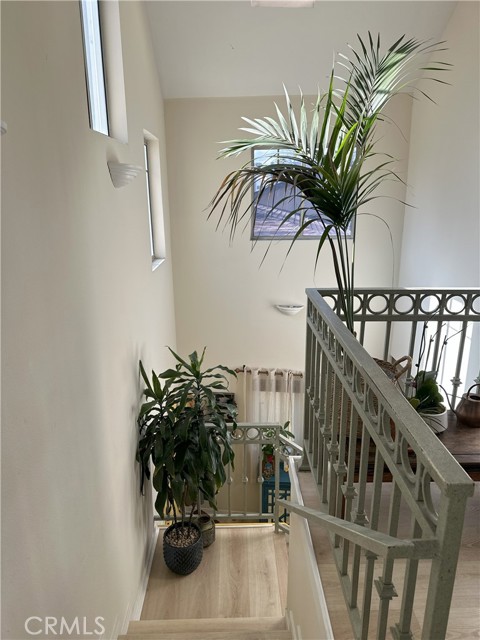 Detail Gallery Image 16 of 31 For 452 Orange Grove Pl, Pasadena,  CA 91103 - 2 Beds | 2/1 Baths