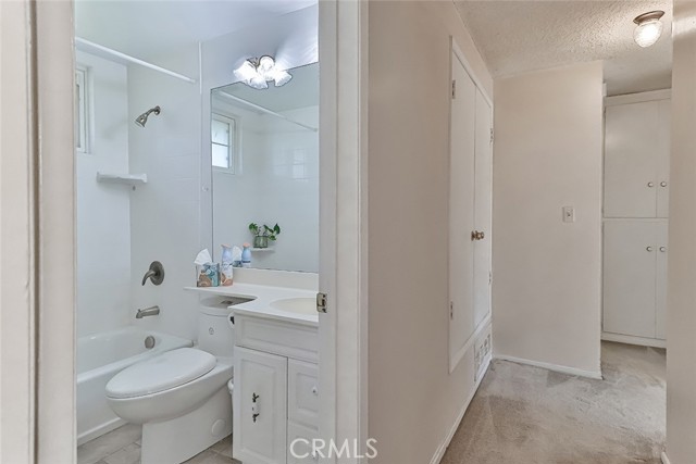 Detail Gallery Image 13 of 34 For 2212 Cordero Ave, Simi Valley,  CA 93065 - 3 Beds | 1/1 Baths
