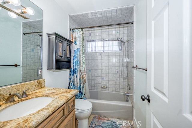 Detail Gallery Image 33 of 64 For 1101 Hacienda Dr, Simi Valley,  CA 93065 - 4 Beds | 3/1 Baths