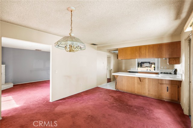 5914 Ocasa Drive, Jurupa Valley CA: https://media.crmls.org/medias/7f236749-acfa-43d1-a852-d9cc0316e05f.jpg
