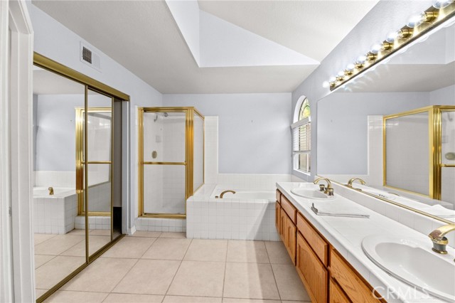 40723 Mountain Pride, Murrieta CA: https://media.crmls.org/medias/7f237755-857e-4bc1-8d23-9a29f90578c1.jpg