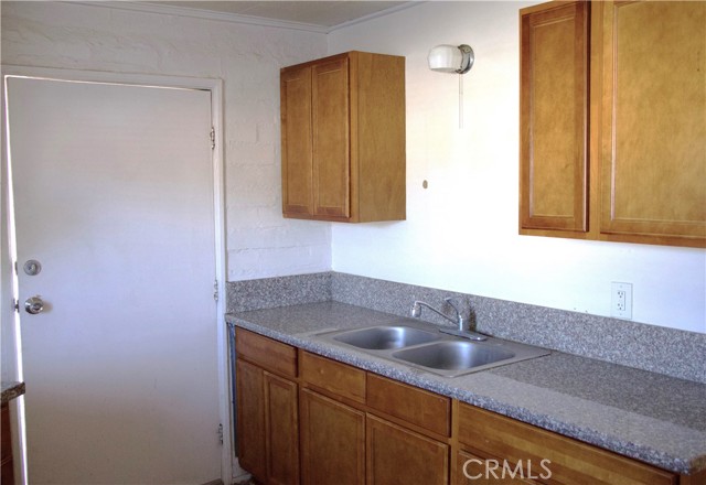 73752 Crestview Drive, 29 Palms CA: https://media.crmls.org/medias/7f23a659-0fcc-4c45-95ed-b5db3beb2e02.jpg