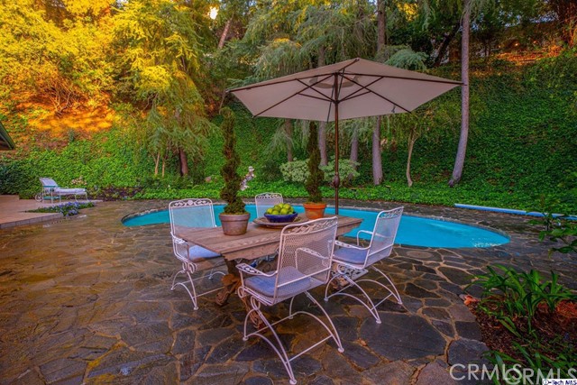 3 Bed Home for Sale in Encino, California