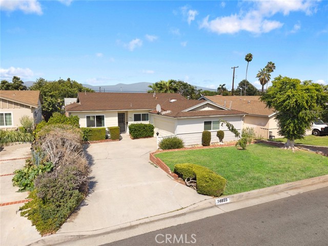 Detail Gallery Image 2 of 26 For 14825 Walbrook Dr, Hacienda Heights,  CA 91745 - 3 Beds | 2 Baths