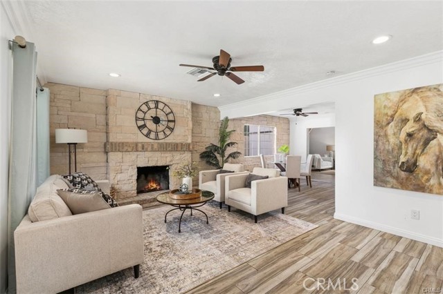 Image 7 of 17 For 24252 Palmek Circle