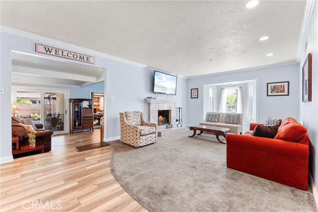 942 Oleander Street, Brea CA: https://media.crmls.org/medias/7f26266f-84c6-4f28-8cff-f69688711863.jpg