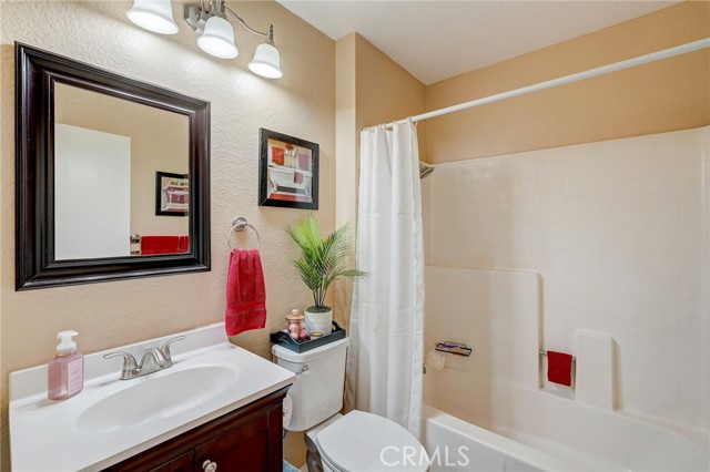 Detail Gallery Image 16 of 39 For 11701 Gramercy Pl, Riverside,  CA 92505 - 4 Beds | 2 Baths