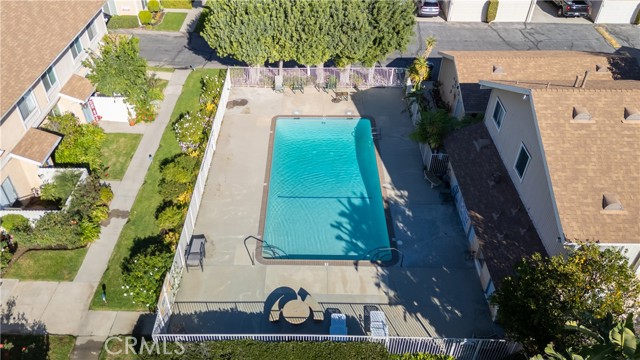 Detail Gallery Image 31 of 34 For 10125 De Soto #45,  Chatsworth,  CA 91311 - 3 Beds | 3 Baths