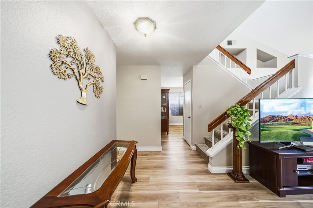 MLS #SW25262895 image #9