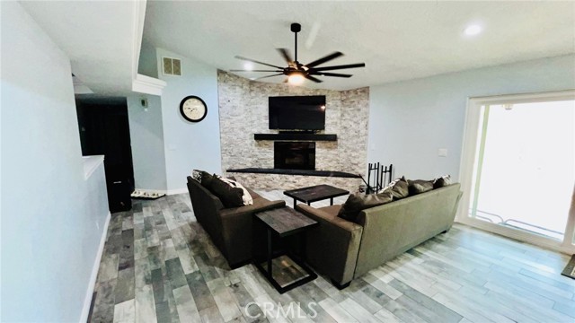 Detail Gallery Image 23 of 56 For 9322 Candlelight St, Apple Valley,  CA 92308 - 4 Beds | 3 Baths