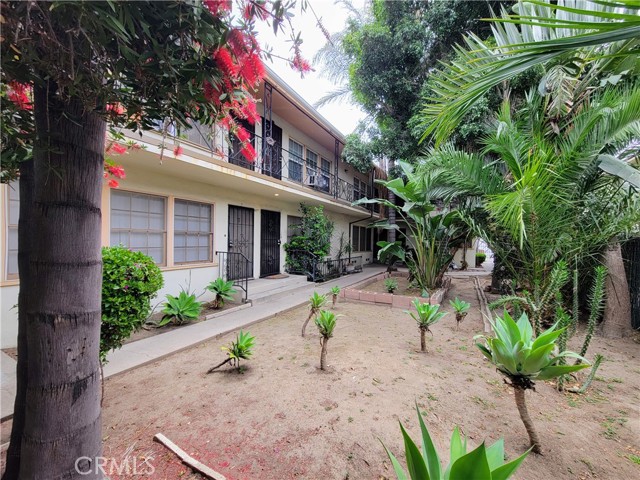 Detail Gallery Image 1 of 16 For 1280 E 4th St #1,  Long Beach,  CA 90802 - 1 Beds | 1 Baths