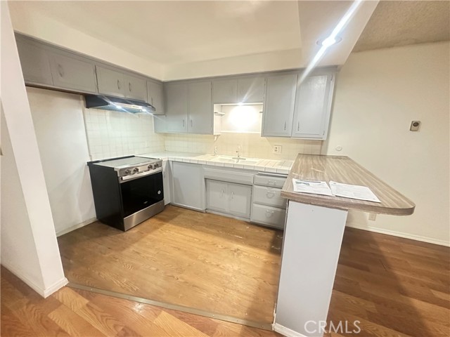 Detail Gallery Image 3 of 15 For 515 Fairview Ave #8,  Arcadia,  CA 91007 - 2 Beds | 1/1 Baths