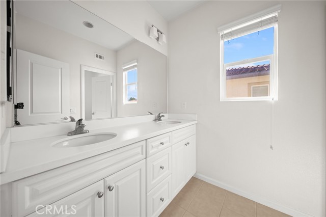 Detail Gallery Image 31 of 55 For 10836 Portofino, Riverside,  CA 92503 - 5 Beds | 3 Baths