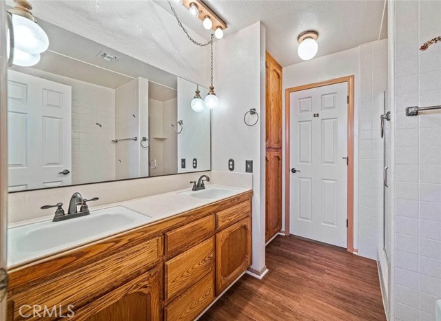 Detail Gallery Image 11 of 19 For 39812 Golfers, Palmdale,  CA 93551 - 5 Beds | 3 Baths