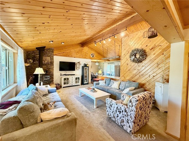 Detail Gallery Image 10 of 33 For 1900 Teton Way, –,  CA 93222 - 4 Beds | 3 Baths