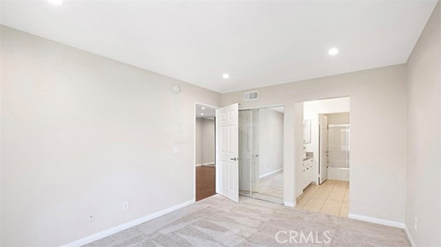 Detail Gallery Image 5 of 15 For 5565 Canoga Ave #120,  Woodland Hills,  CA 91367 - 1 Beds | 1 Baths