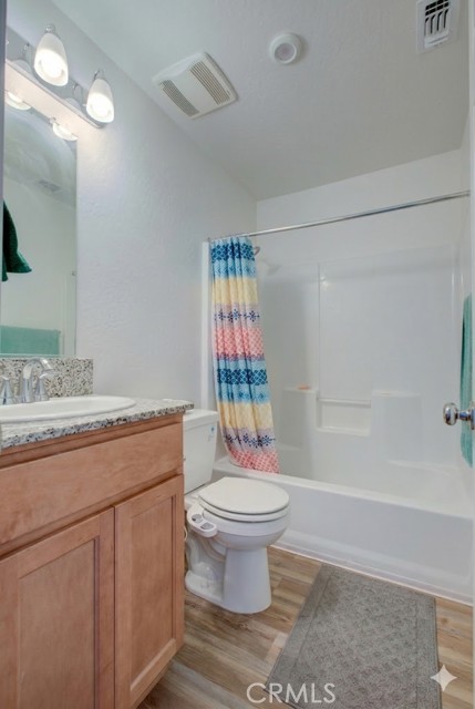 Detail Gallery Image 12 of 27 For 2010 Conadria Ave, Chowchilla,  CA 93610 - 4 Beds | 2 Baths
