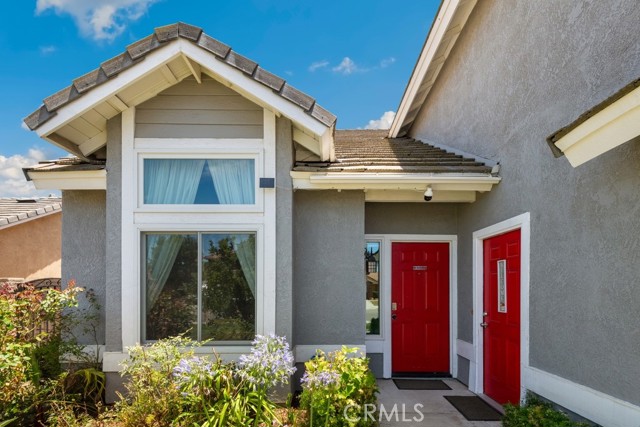 8670 Barton Street, Riverside CA: https://media.crmls.org/medias/7f2d2c25-f995-4639-859b-39b1a462c21c.jpg