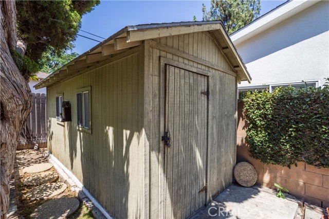 10514 Aldea Avenue, Granada Hills CA: https://media.crmls.org/medias/7f2d6e27-b31b-410e-a7a6-eb386f5e7c39.jpg