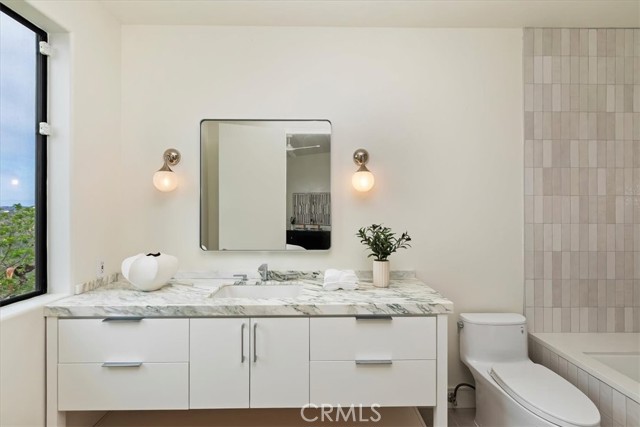 Detail Gallery Image 36 of 53 For 1425 Skyline, Laguna Beach,  CA 92651 - 4 Beds | 3/1 Baths