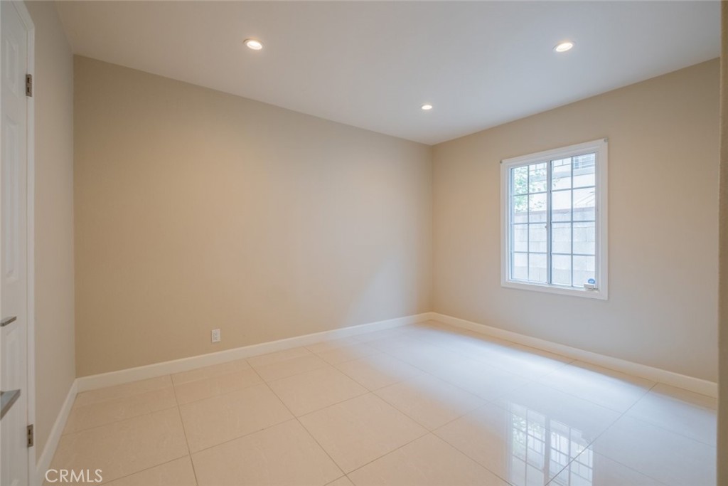 1521 N Columbus Avenue Glendale img 25