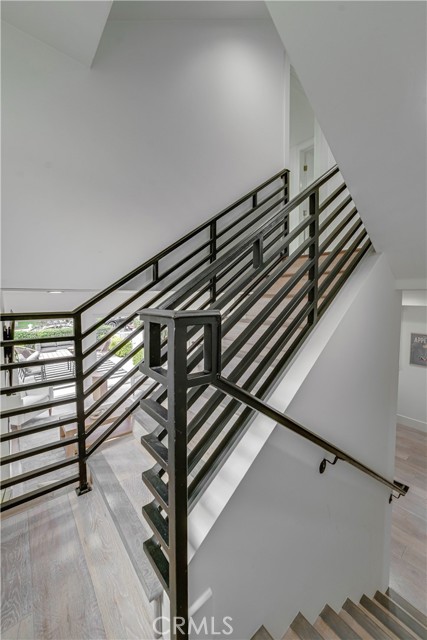 Detail Gallery Image 23 of 65 For 608 Heliotrope, Corona Del Mar,  CA 92625 - 4 Beds | 4 Baths