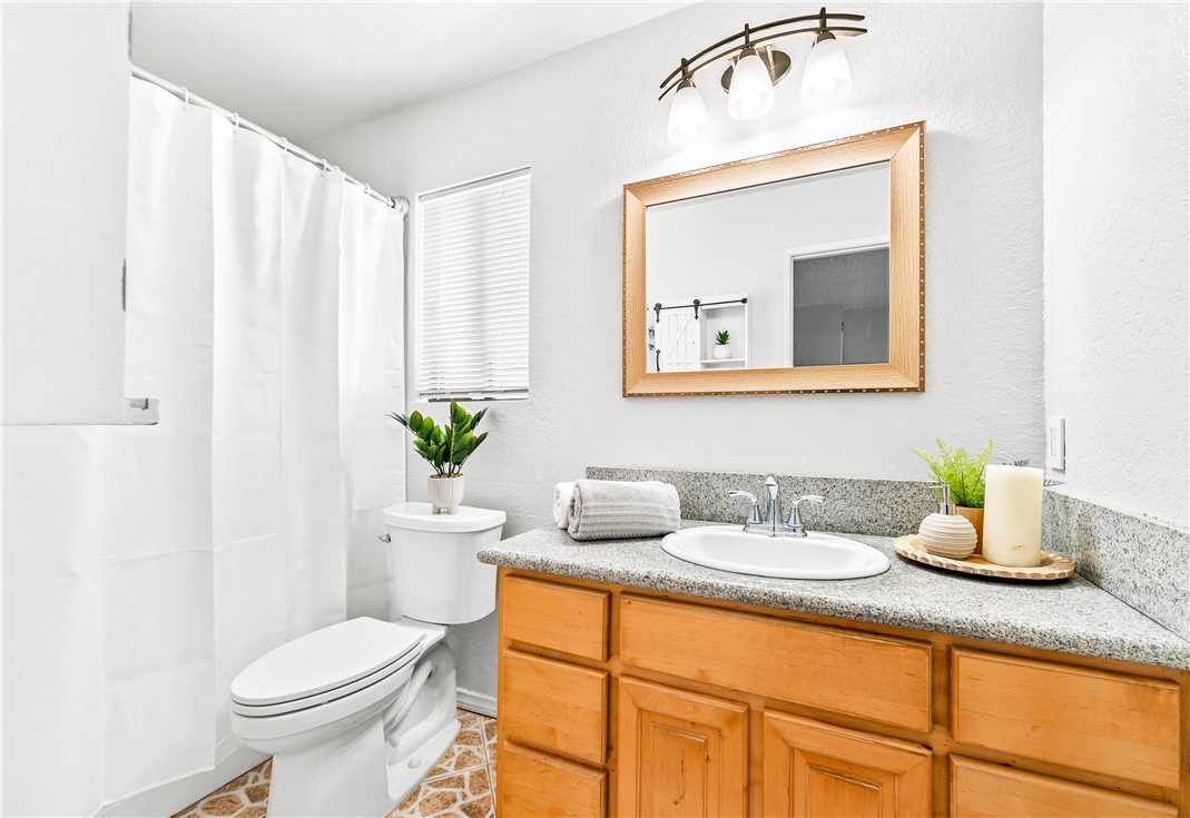 Detail Gallery Image 32 of 46 For 543 W Wilson St #6,  Costa Mesa,  CA 92627 - 2 Beds | 2/1 Baths