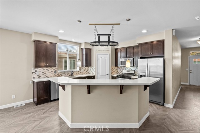 Detail Gallery Image 12 of 41 For 15455 Glenoaks Blvd. #57,  Sylmar,  CA 91342 - 3 Beds | 2 Baths