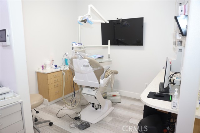 3950 Pierce St, Riverside CA: https://media.crmls.org/medias/7f31e0ff-1bf5-4c77-a526-11e90ca8a59b.jpg