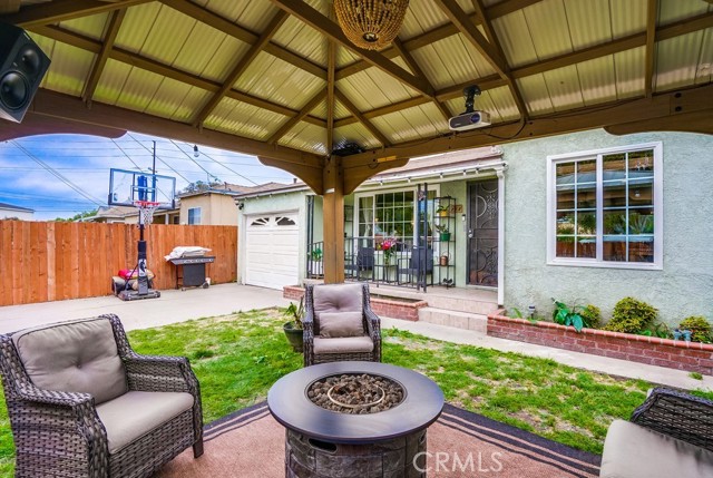 Detail Gallery Image 5 of 38 For 115 N Magnolia Court, Compton,  CA 90220 - 4 Beds | 2 Baths