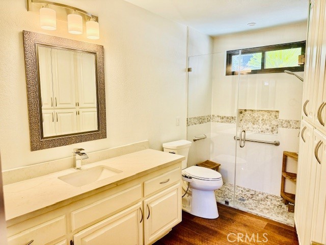Detail Gallery Image 17 of 37 For 29721 Sloop Dr, Canyon Lake,  CA 92587 - 3 Beds | 2 Baths