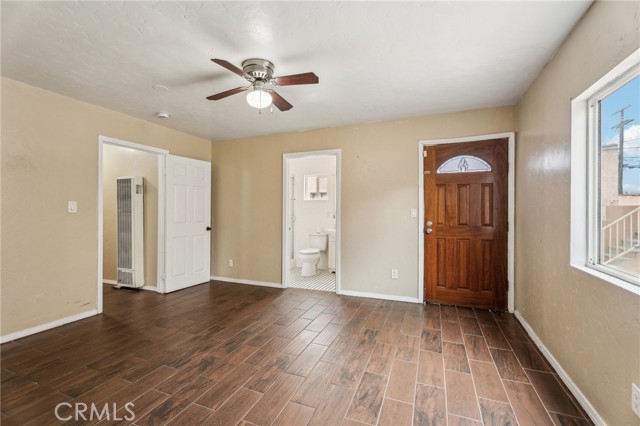124 W 110th Street, Los Angeles CA: https://media.crmls.org/medias/7f36b29e-d1a1-47bd-a90d-5b7e8d9f2f09.jpg